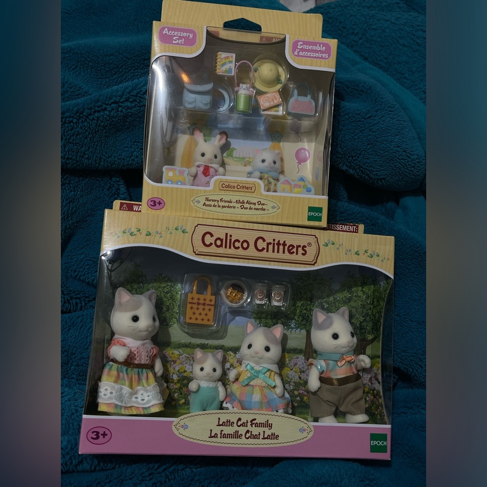 Latte Cat Family Set brand new [sold on depop]